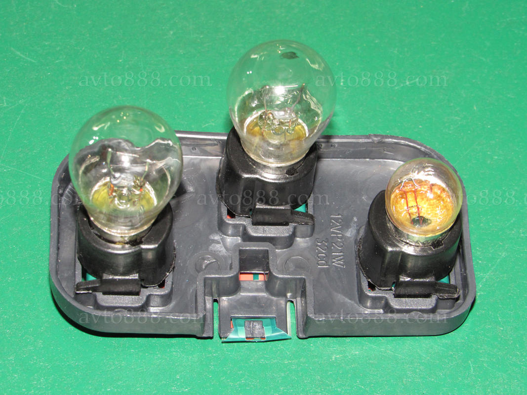 плата задн. фонаря 2111 зовн. лв з корп.+ламп. "Лого-Д"