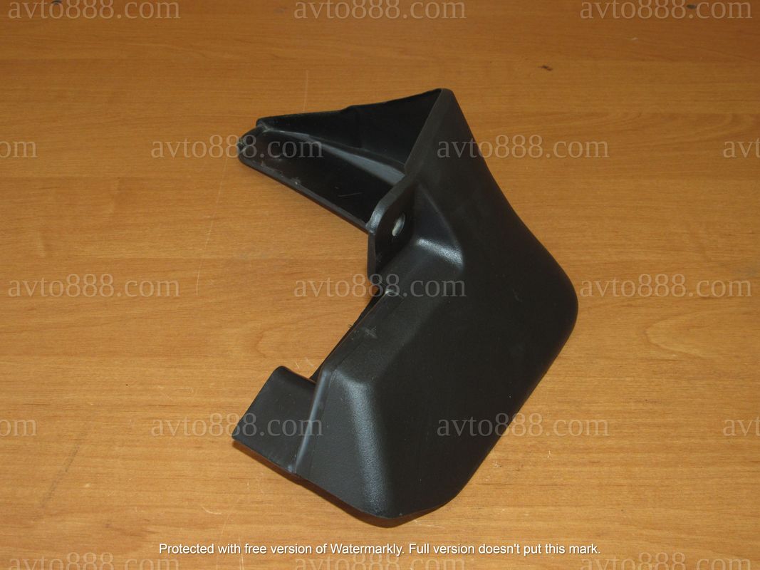 бризговик Lanos "Корея" пер. пр