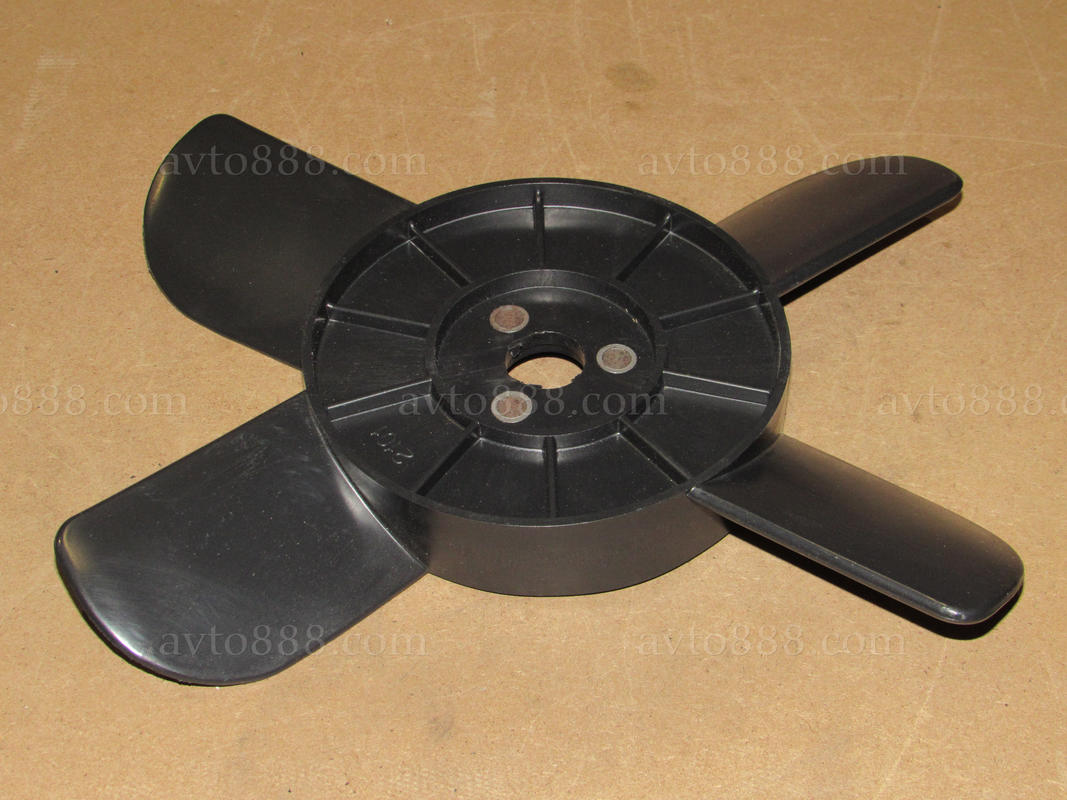 крилчатка 2101 4лоп. чорна   (з метал.втулк.)