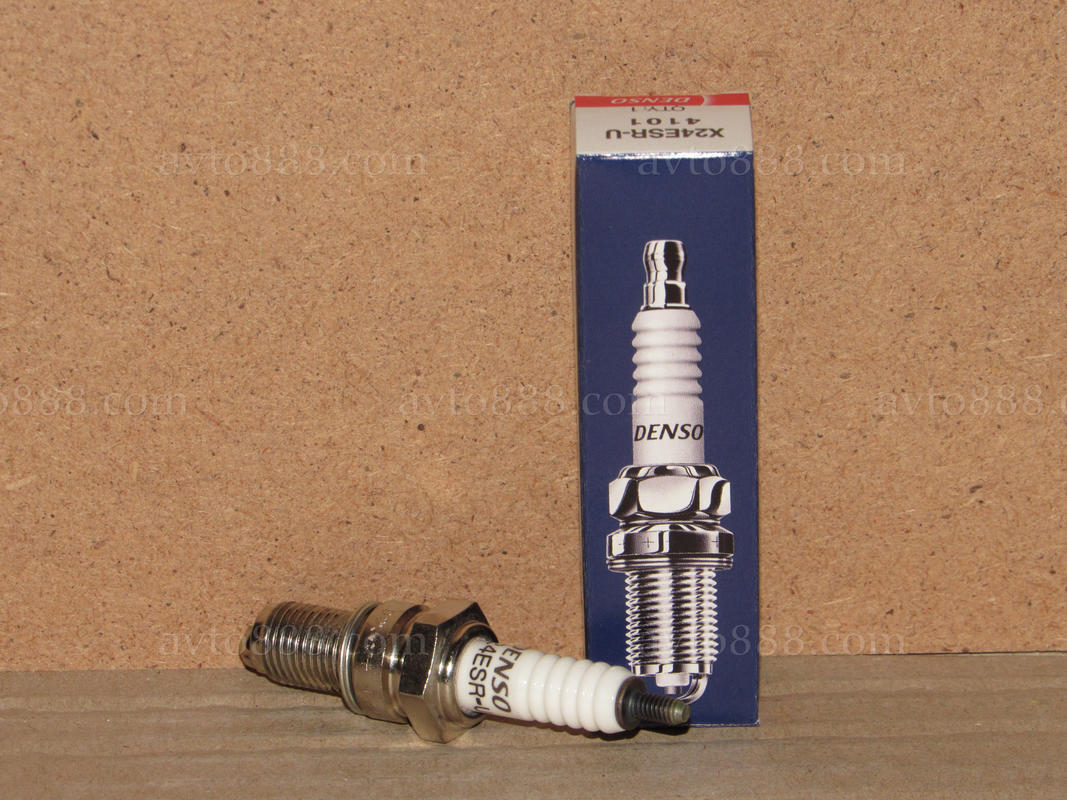 свіча запал. МОТО, Скутер / 4Т d=12 з резист. "Denso"