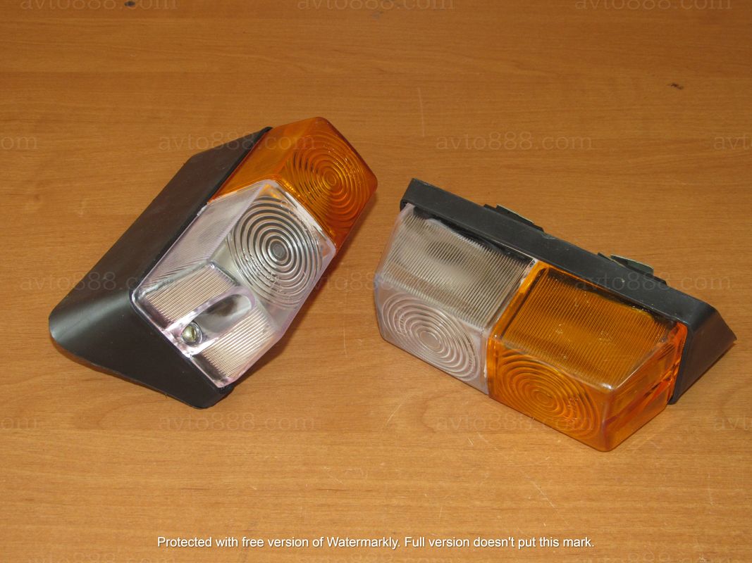 ТРАКТОР фонар пер.   =2шт біло-оранжевий