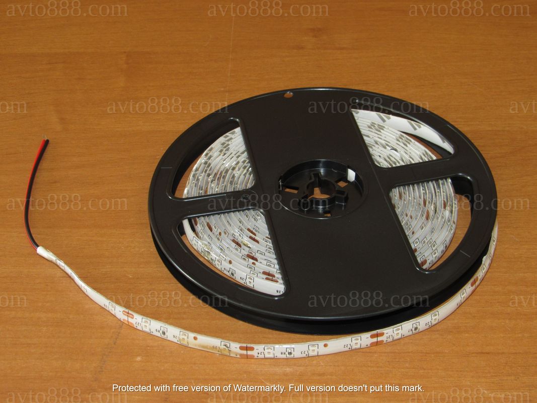 підсвітка  УНІ 12v LED-стрічка в силік. зелений 5м.