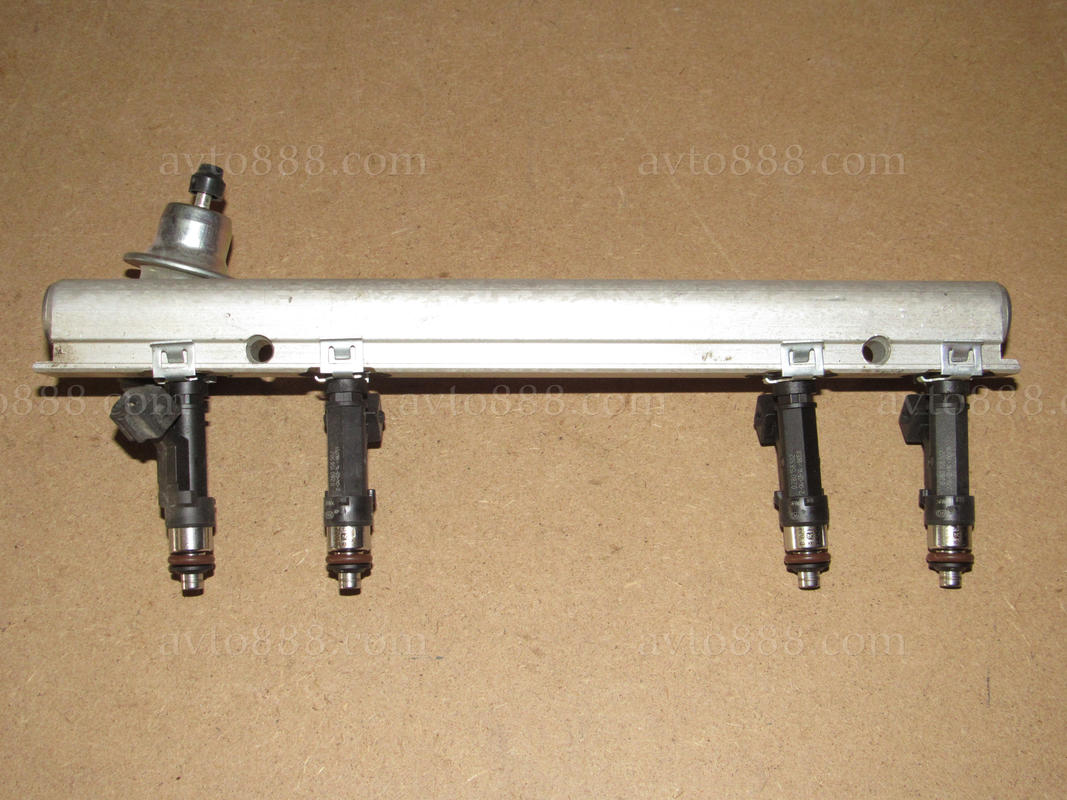 рампа форсунок 2104 "ВАЗ" з форсунк. і датч.тиску