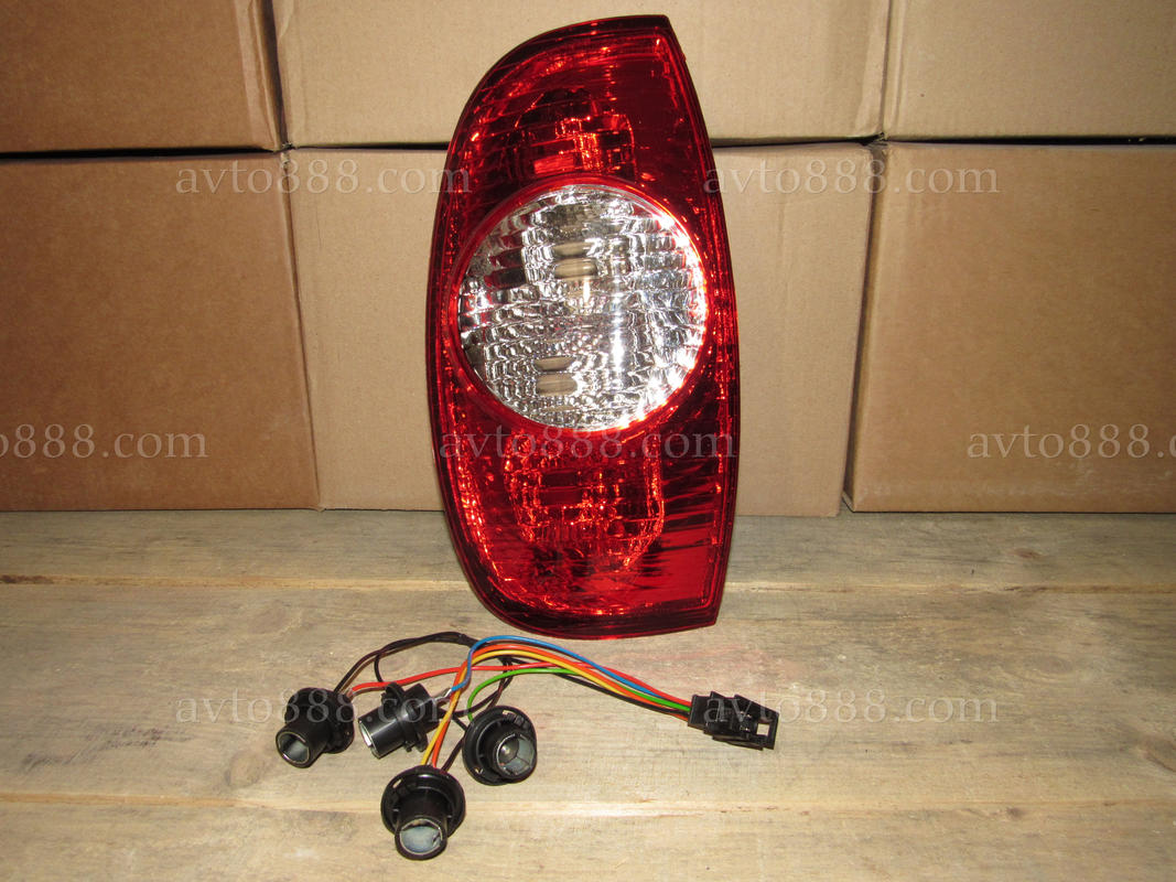 фонар 2123 с/о в зб. "АвтоДеталь" лв