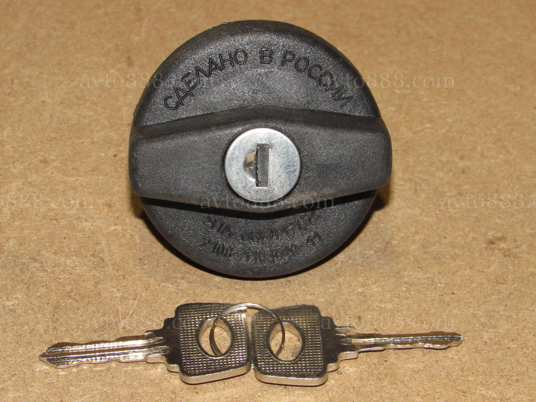 кришка б-бака 2108 з ключ. "ДААЗ"