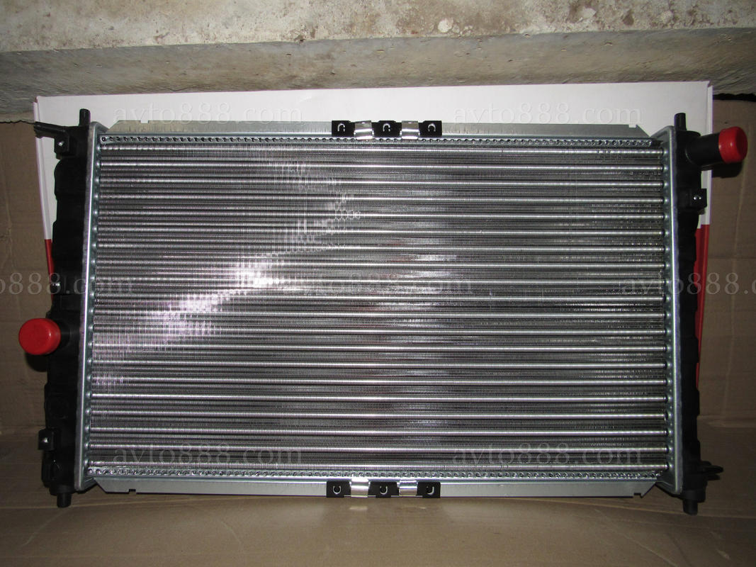 радіатор охол. Lanos з конд. "Aurora"