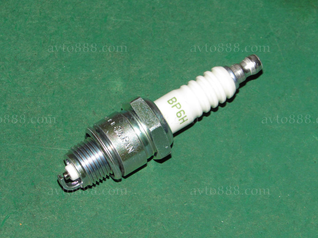 свіча запал. "NGK" №18 коротка