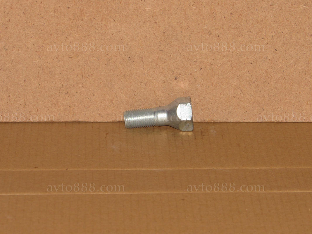 болт колеса 2101