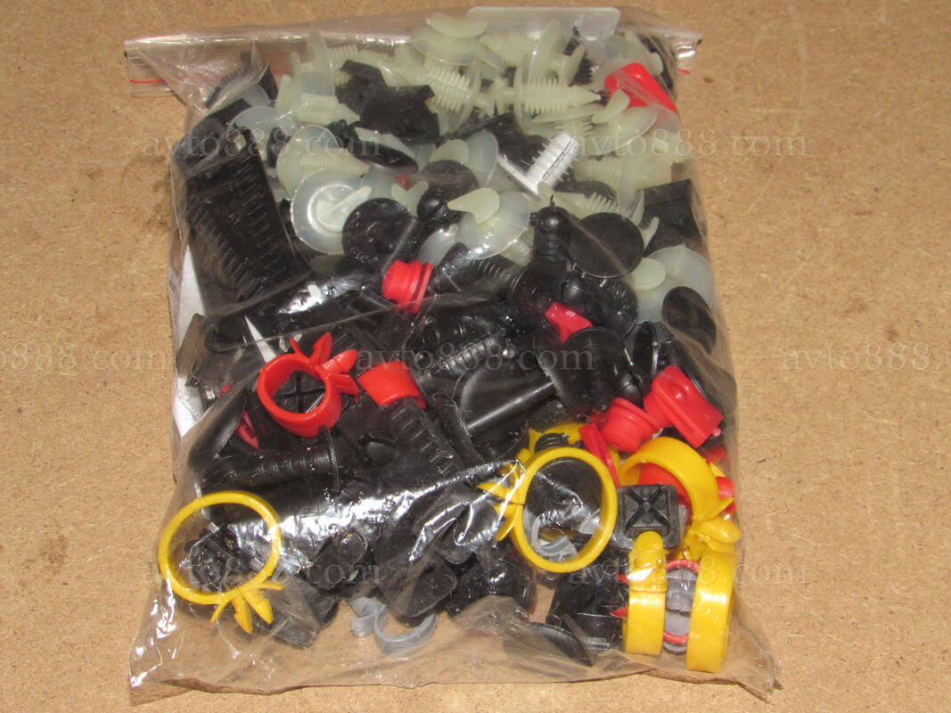 кліпси 2110   (к-кт на машину)